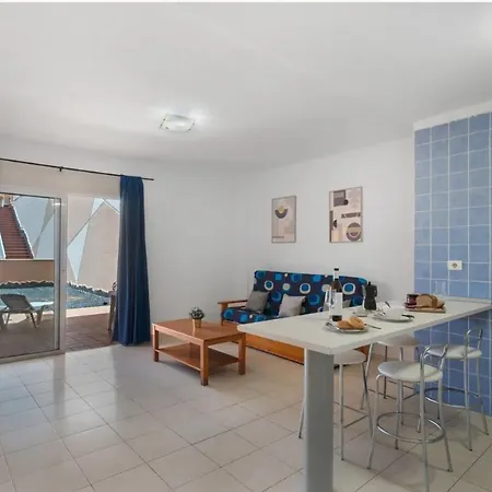 Brisas De Chasna アデヘ